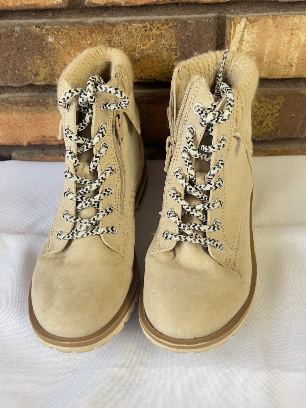 hazel Tan Lace-Up Suede Kids Ankle Boots with Faux Fur Collar